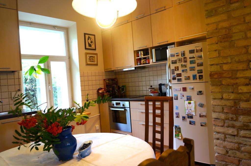 90 Sq.M. Apartment In Centre Of Vilnius Exterior photo