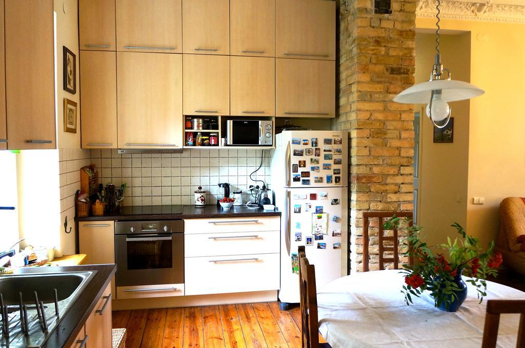 90 Sq.M. Apartment In Centre Of Vilnius Exterior photo